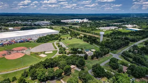631 E Stadium Dr, Eden, NC 27288 photo 31