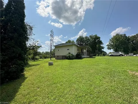 177 Jerome St, Clemmons, NC 27012 photo 4