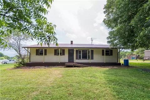 438 Bumgarner Ln, Millers Creek, NC 28651