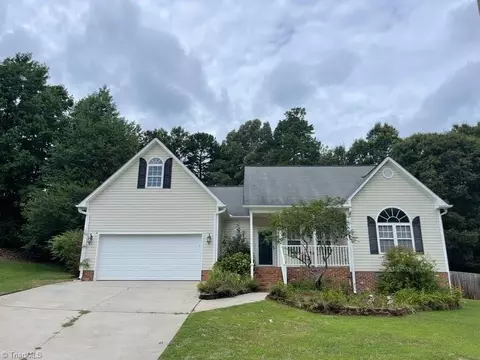 211 Brighton Village Ln, Archdale, NC 27263