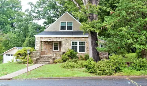 845 W Main St, Elkin, NC 28621