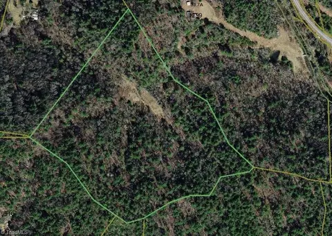 000 W Us Highway 421, Purlear, NC 28665