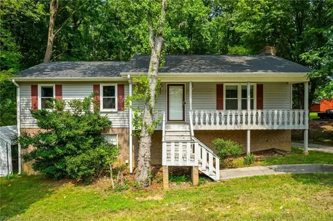 1609 Eastchester Dr, High Point, NC 27265