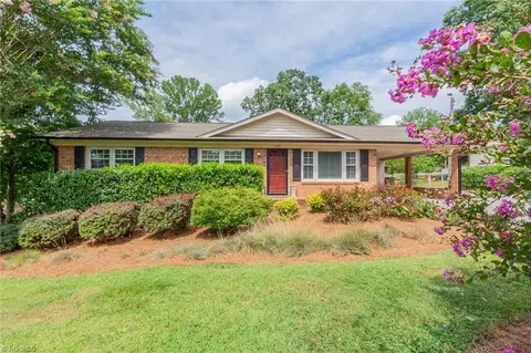 293 Shamrock Dr, Lexington, NC 27295