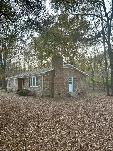 5404 Register Rd, Greensboro, NC 27406