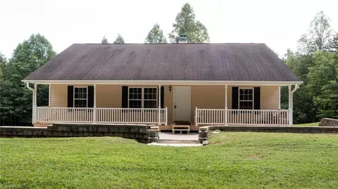 1127 Parnell Mountain Dr, Westfield, NC 27053