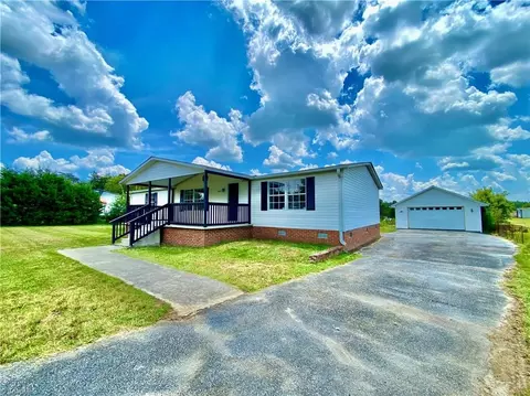 3551 Allwood Dr, Trinity, NC 27370 photo 5