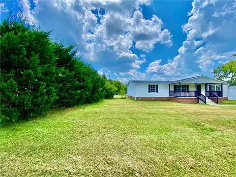3551 Allwood Dr, Trinity, NC 27370 photo 4