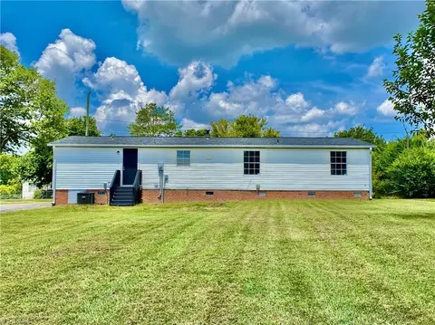 3551 Allwood Dr, Trinity, NC 27370 photo 9
