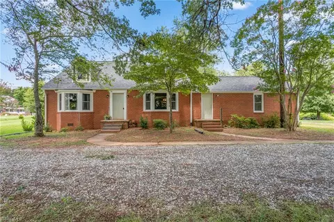 600 Lakedale Rd, Colfax, NC 27235