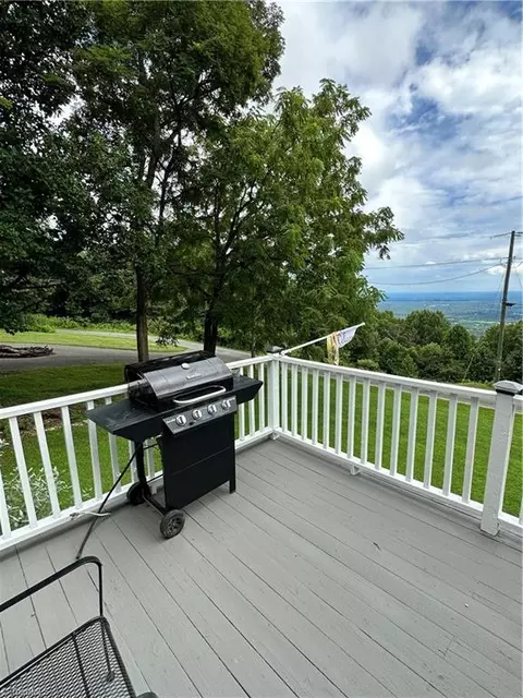 207 Yodler Way, Fancy Gap, VA 24328 photo 15