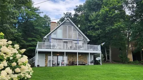 207 Yodler Way, Fancy Gap, VA 24328