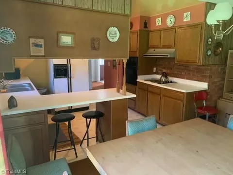 7709 Eversfield Rd, Summerfield, NC 27358 photo 3