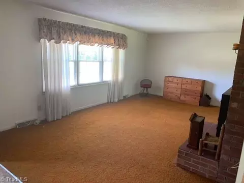 7709 Eversfield Rd, Summerfield, NC 27358 photo 5