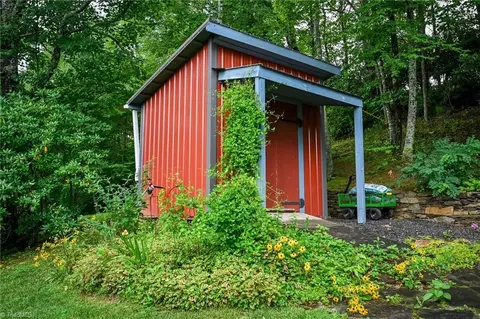 1940 Hardin Rd, Boone, NC 28607 photo 11
