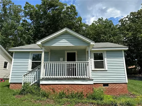 606 Peachtree St, Asheboro, NC 27203