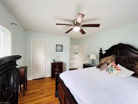 812 Graylyn Dr, High Point, NC 27263 photo 10