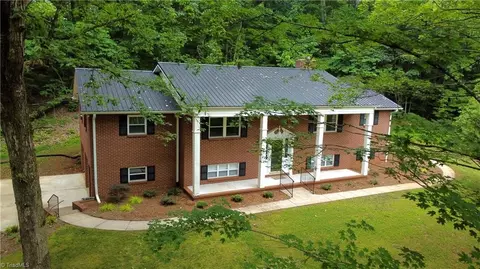 3560 Fraternity Church Rd, Winston Salem, NC 27127