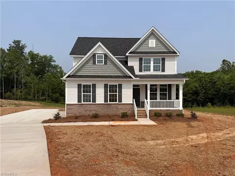 139 Laced Maple Ct, Reidsville, NC 27320