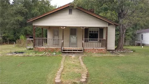 130 West St, Asheboro, NC 27205