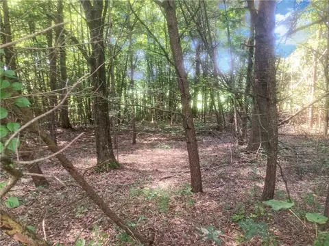 00 Edgewood Dr, Hamptonville, NC 27020