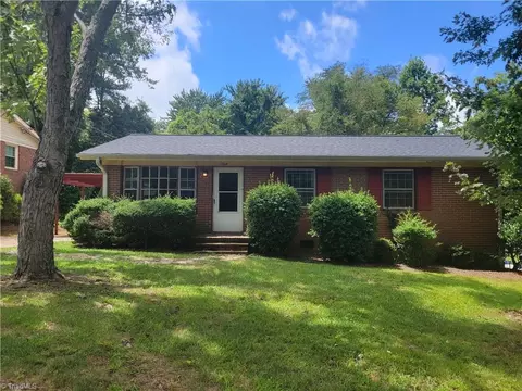 1524 Benbow St, Winston Salem, NC 27106