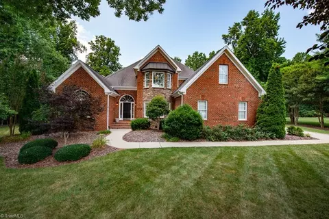 1504 Malachi Ct, High Point, NC 27265