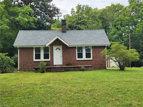 1204 Center Church Rd, Eden, NC 27288