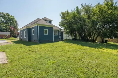 1507 Long St, High Point, NC 27262 photo 37