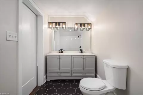 1507 Long St, High Point, NC 27262 photo 30