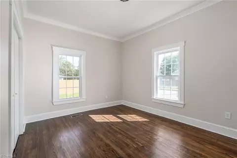 1507 Long St, High Point, NC 27262 photo 7
