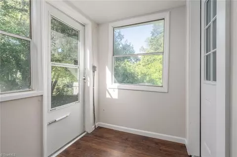 1507 Long St, High Point, NC 27262 photo 33
