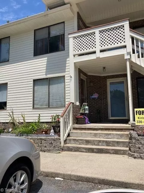 304 Davidson St, Archdale, NC 27263
