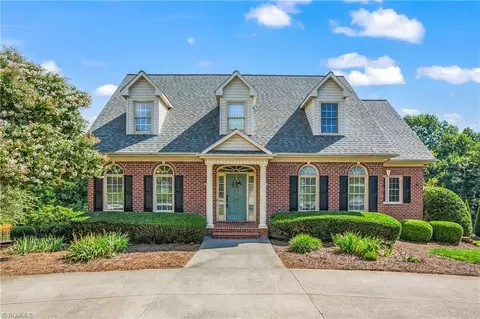 2545 Innisfail Ln, Clemmons, NC 27012