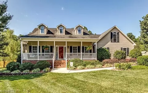 324 Ridge Dr, Lexington, NC 27295