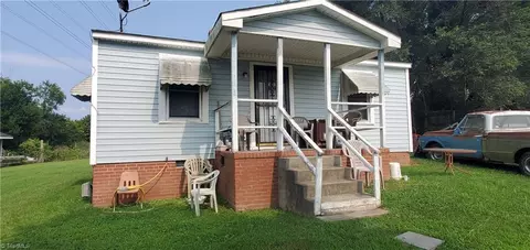 911 Hunt St, Burlington, NC 27217