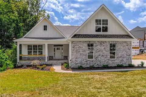 3732 Apple Orchard Cv, High Point, NC 27265