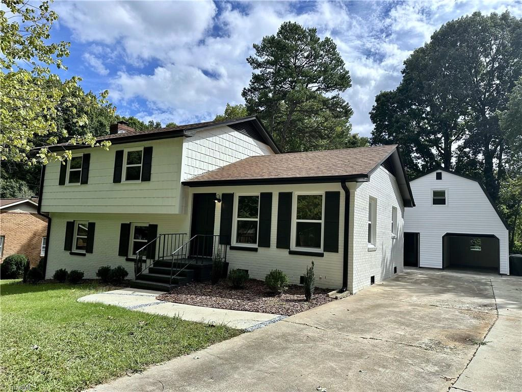 3917 Kalloramo Dr  