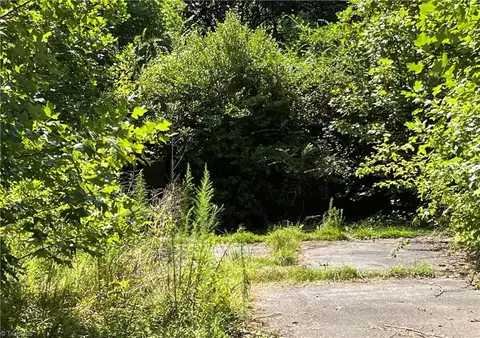 5450 Lake Woussicket Rd, Walnut Cove, NC 27052