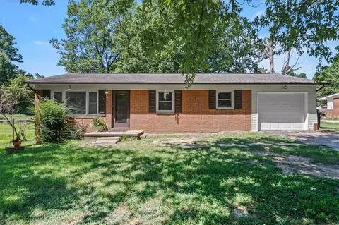 135 Barwood Ter, Trinity, NC 27370