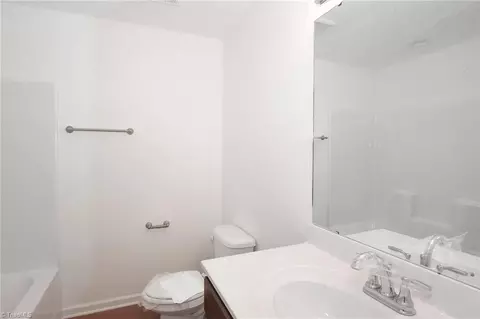 301 Oakview Rd, High Point, NC 27265 photo 21