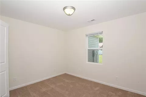 301 Oakview Rd, High Point, NC 27265 photo 16