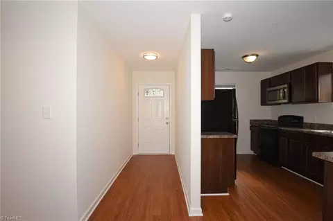 301 Oakview Rd, High Point, NC 27265 photo 7