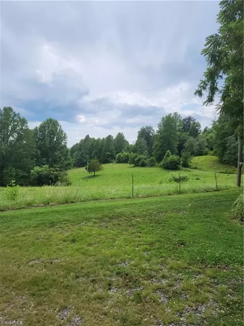 360 Rorrer Ln, Stuart, VA 24171 photo 1