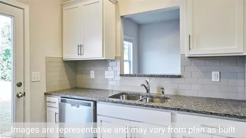 5667 Carrington Ct #11, Trinity, NC 27370 photo 9