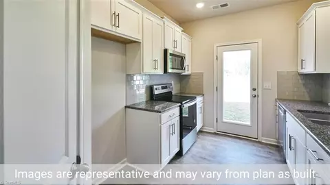 5667 Carrington Ct #11, Trinity, NC 27370 photo 6