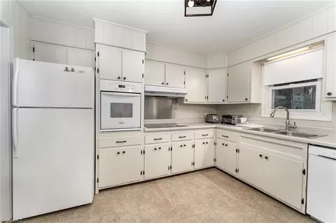 5031 Nc Highway 268, Dobson, NC 27017 photo 13