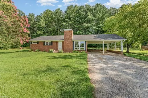 5031 Nc Highway 268, Dobson, NC 27017 photo 6