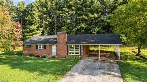 5031 Nc Highway 268, Dobson, NC 27017 photo 5