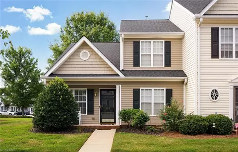 457 Dunwood Dr, High Point, NC 27265
